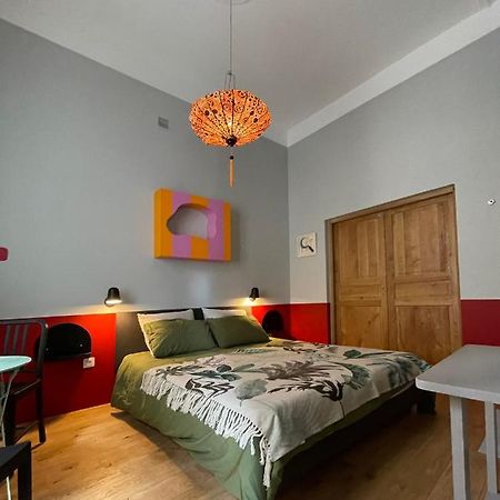 Studio Issanka - Coeur De Ville Сет Экстерьер фото
