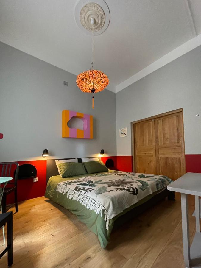 Studio Issanka - Coeur De Ville Сет Экстерьер фото