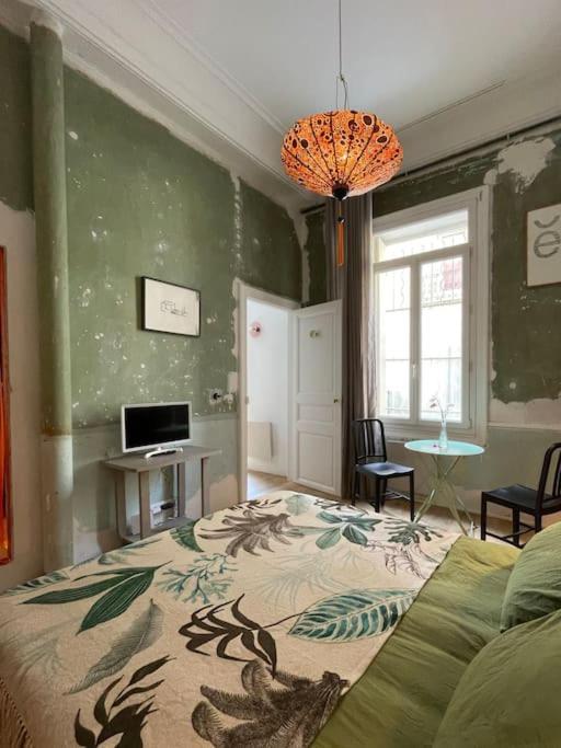 Studio Issanka - Coeur De Ville Сет Экстерьер фото
